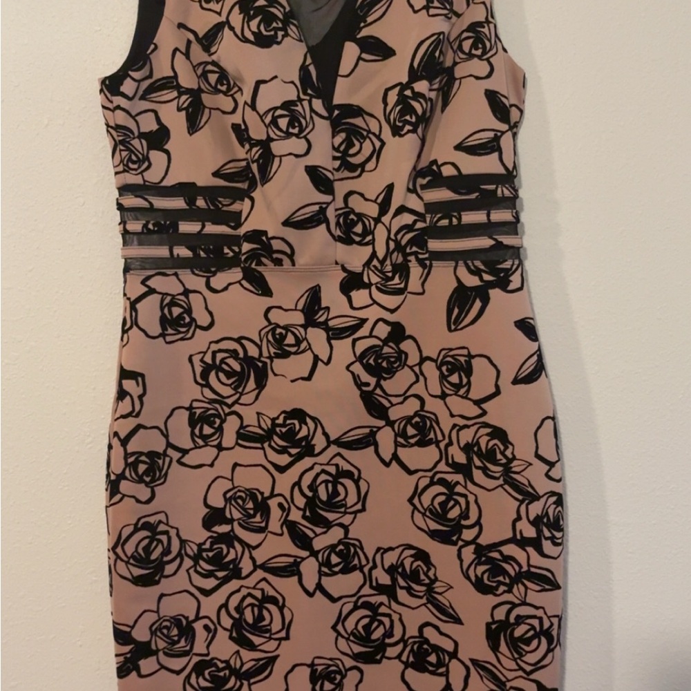 Black and Pink Bodycon Mini Dress V-Neck Cocktail